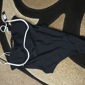 Camila Conteast 1 Piece Swimsuit